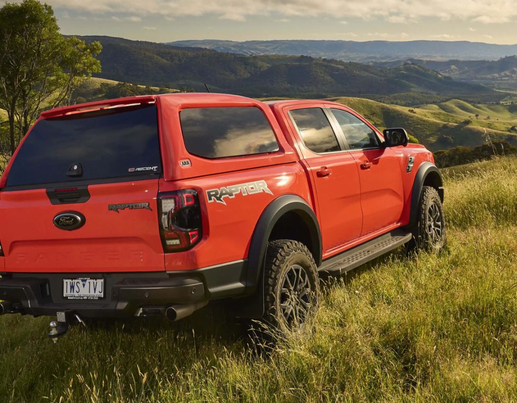 4x4 vehicle offroad