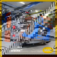 Van lifting and loading crane for vans and trailers