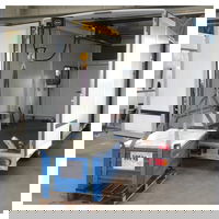 Van lifting and loading crane for vans and trailers