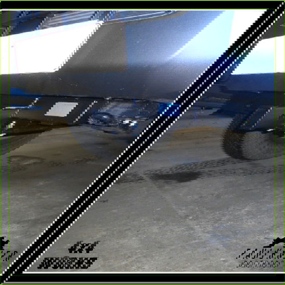 Front receiver hitch tow bar - black steel