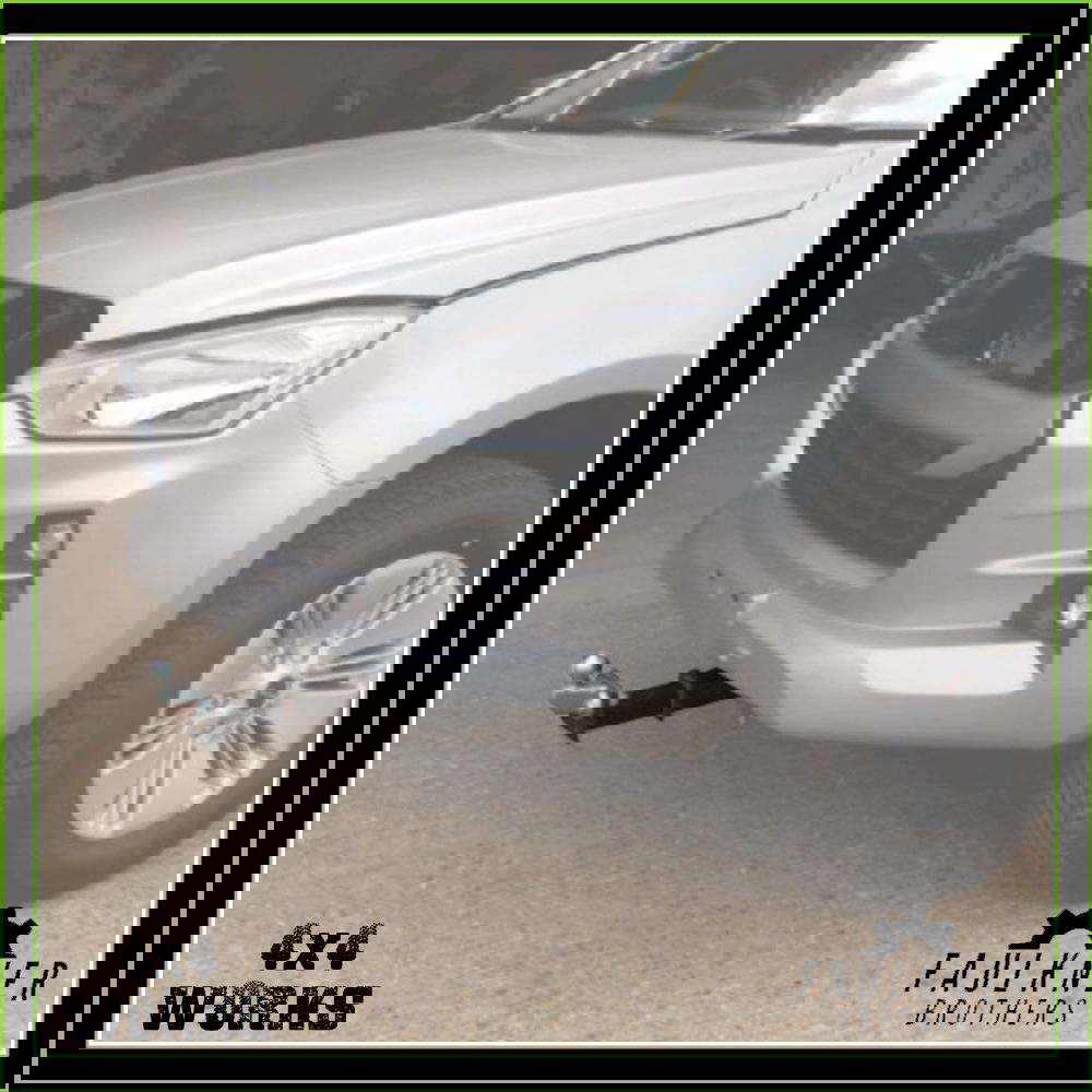 Front receiver hitch tow bar - black steel